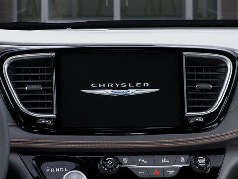 New 2026 Chrysler Pacifica Pinnacle FWD image 20