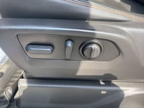 Used 2021 GMC Sierra 1500 AT4 image 10