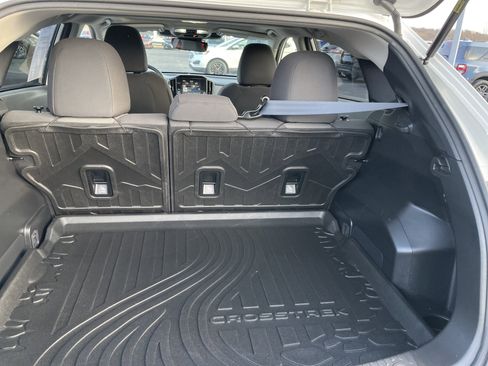 Used 2025 Subaru Crosstrek 2.0i Premium image 16