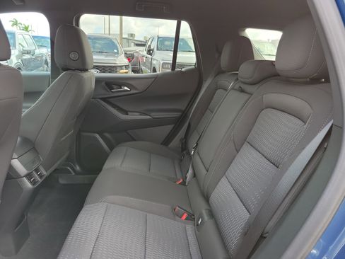 Used 2026 Chevrolet Equinox LT FWD image 13