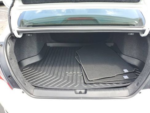 Used 2021 Honda Civic Sport image 9