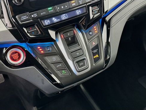 Used 2022 Honda Odyssey Touring image 17