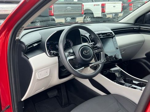 Used 2022 Hyundai Tucson SE FWD image 12