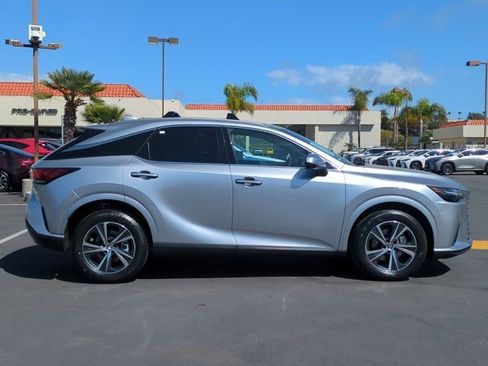 Used 2025 Lexus RX 350 FWD w/ Technology Package image 4