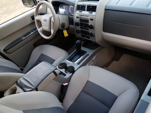 Used 2008 Ford Escape XLT image 16