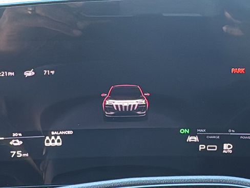 New 2025 Audi Q6 e-tron Premium image 22
