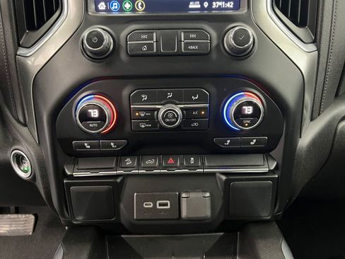 Used 2022 Chevrolet Silverado 1500 LT Trail Boss w/ Bed Protection Package image 14