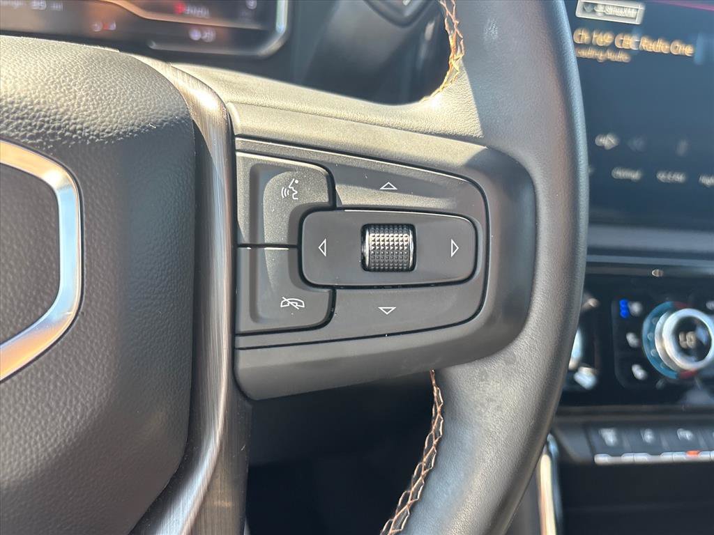 Used 2025 GMC Sierra 2500 AT4 w/ Technology Package AWD/4WD image 33