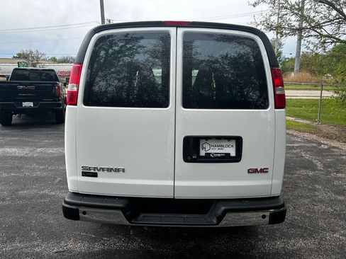 New 2026 GMC Savana 3500 w/ Driver Convenience Package RWD image 5