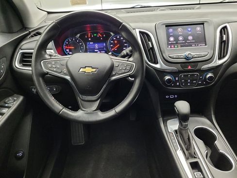 Used 2020 Chevrolet Equinox LT FWD image 22