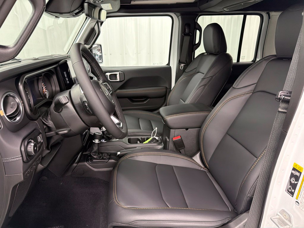 New 2027 Jeep Wrangler Unlimited Sahara AWD/4WD image 15