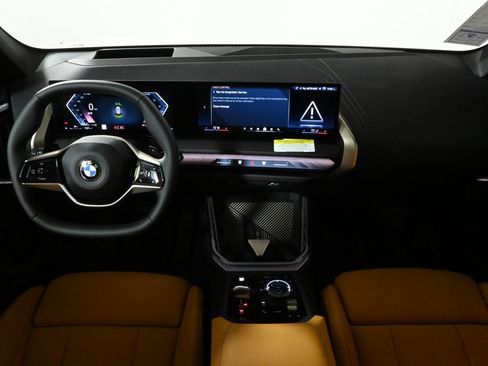 Used 2025 BMW X3 xDrive30i w/ Premium Package image 17