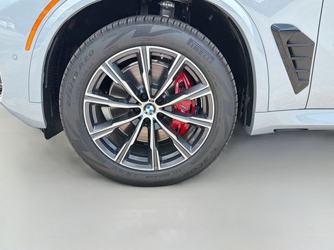 New 2026 BMW X5 xDrive40i w/ Executive Package AWD/4WD image 42