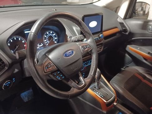 Used 2018 Ford EcoSport SES image 4