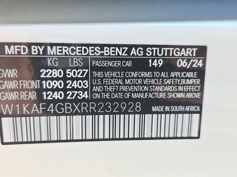 Used 2024 Mercedes-Benz C 300 Sedan image 36