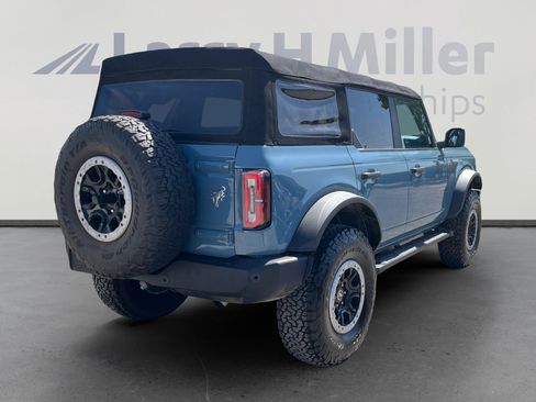 Used 2021 Ford Bronco Badlands w/ Sasquatch Package AWD/4WD image 5