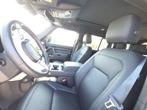 Used 2025 Land Rover Defender 110 S AWD/4WD image 3