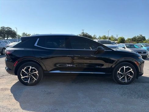 Used 2024 Chevrolet Equinox EV LT FWD image 5