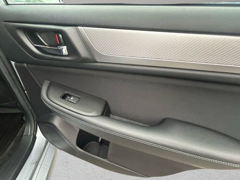 Used 2015 Subaru Legacy 2.5i Premium w/ Moonroof Package image 17