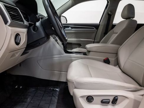 Used 2022 Volkswagen Atlas SE FWD image 11