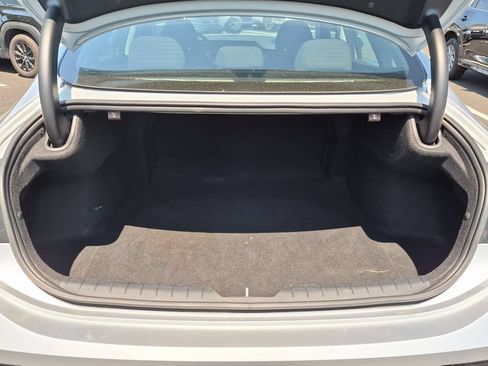 Used 2025 Hyundai Sonata SEL FWD image 28