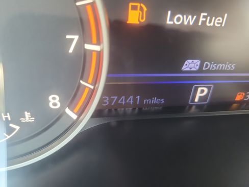 Used 2025 Nissan Altima 2.5 SV FWD image 31
