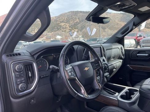 Used 2021 Chevrolet Silverado 1500 High Country image 14