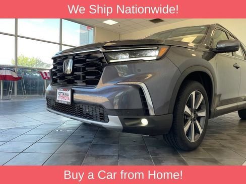 Used 2025 Honda Pilot Touring image 17