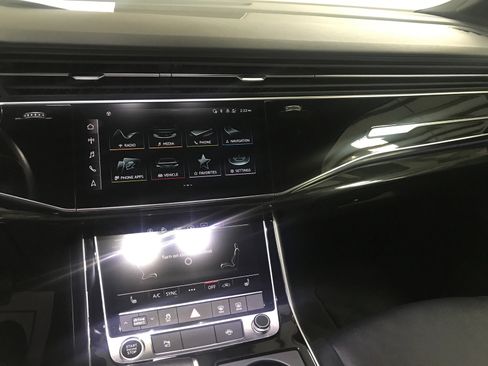 Used 2022 Audi Q7 2.0T Premium Plus image 16