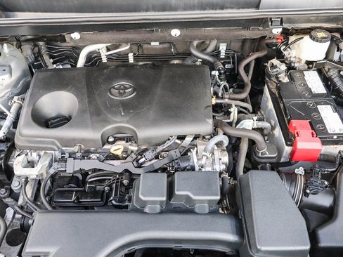 Used 2023 Toyota RAV4 XLE image 28