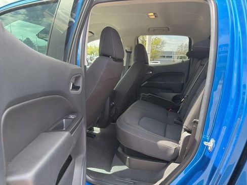 Used 2022 Chevrolet Colorado LT w/ LT Convenience Package AWD/4WD image 15