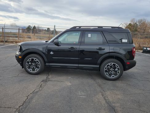 New 2025 Ford Bronco Sport Outer Banks w/ Outer Banks Tech Package+ image 6
