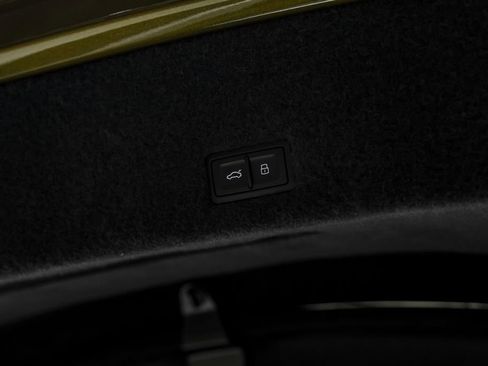 Used 2023 Lamborghini Urus Performante AWD/4WD image 72