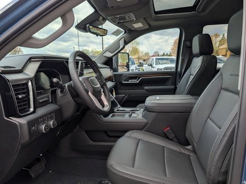 New 2026 GMC Sierra 3500 Denali w/ Denali Reserve Package AWD/4WD image 46