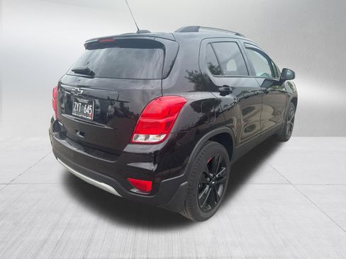Used 2020 Chevrolet Trax LT w/ Redline Edition AWD/4WD image 4