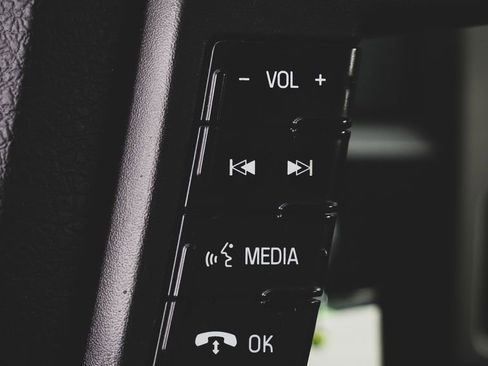 Used 2014 Ford F150 XLT w/ Equipment Group 301A Mid image 8