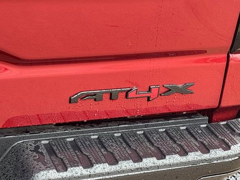 New 2026 GMC Sierra 1500 AT4X w/ LPO, Black Badging Package AWD/4WD image 5