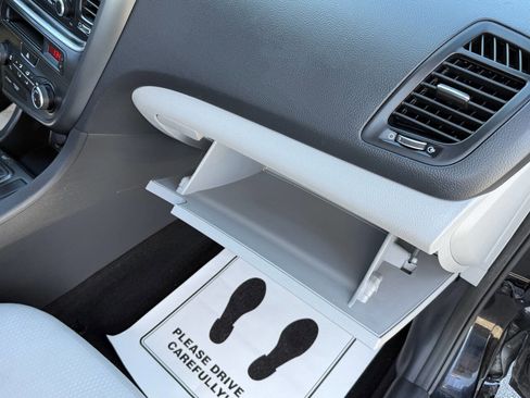 Used 2014 Kia Optima LX image 8