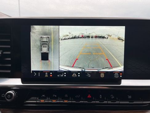 Used 2024 GMC Sierra 1500 SLT w/ SLT Premium Plus Package image 15