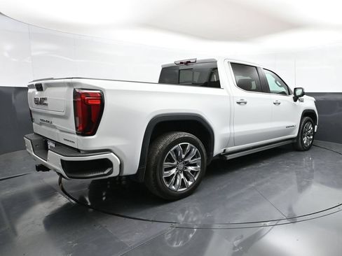 Used 2023 GMC Sierra 1500 Denali w/ Denali Reserve Package AWD/4WD image 36