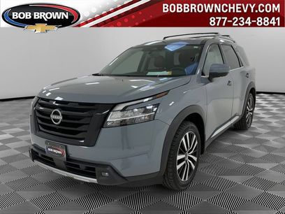Used 2023 Nissan Pathfinder Platinum