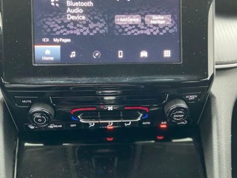 Used 2023 Jeep Grand Cherokee Laredo image 20