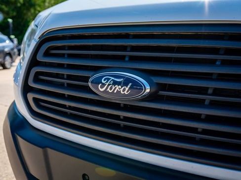 Used 2016 Ford Transit 150 130 Low Roof RWD image 15