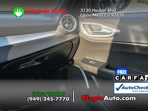 Used 2023 Alfa Romeo Giulia Veloce image 18