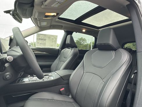 New 2026 INFINITI QX60 Luxe w/ Cargo Package image 8