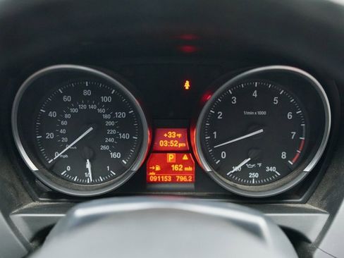 Used 2015 BMW Z4 sDrive35i image 14