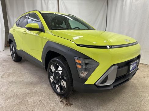 Used 2025 Hyundai Kona SEL image 7