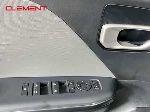 Used 2025 Kia K4 FWD image 25