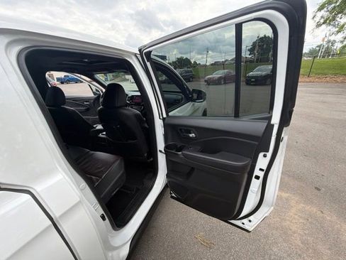 Used 2021 Honda Ridgeline Black Edition image 28