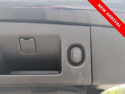 Used 2016 Chevrolet Tahoe LT image 15